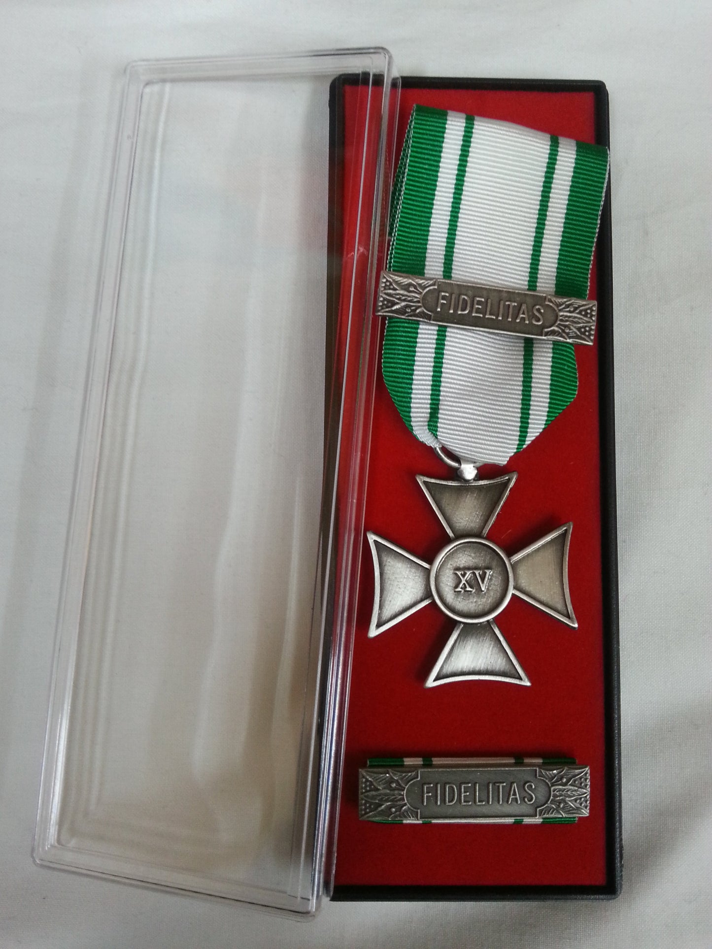Kit completo croce Anzianità 15 anni Croce Rossa Italiana C.R.I.
