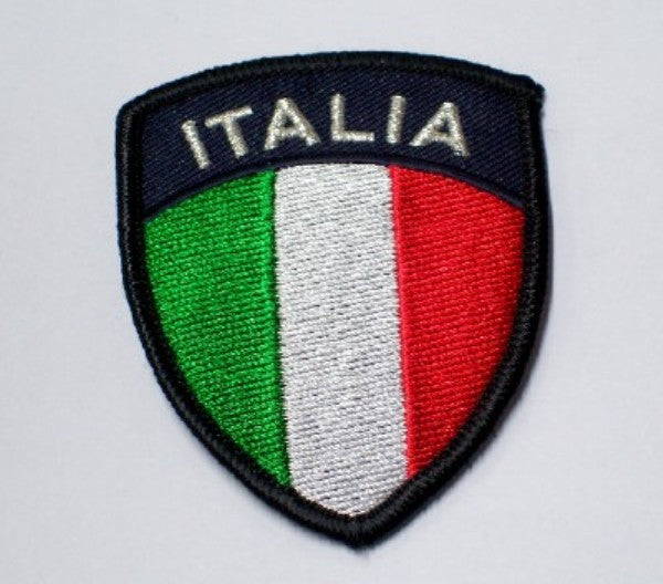 Toppa scudetto Italia plasticata vari colori - Il Distintivo Pesaro Toppa scudetto Italia plasticata vari colori - Il Distintivo Pesaro