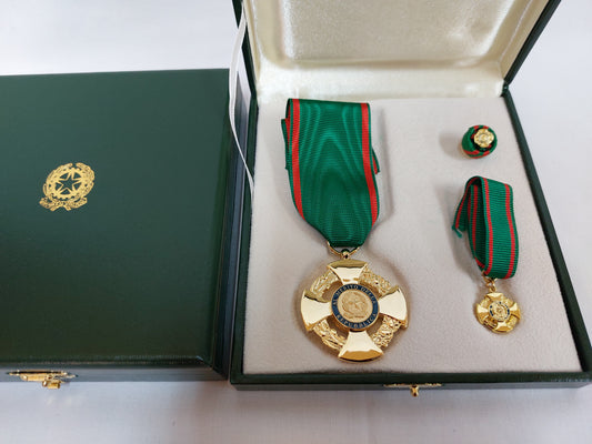 Ufficiale Ordine della Repubblica lusso