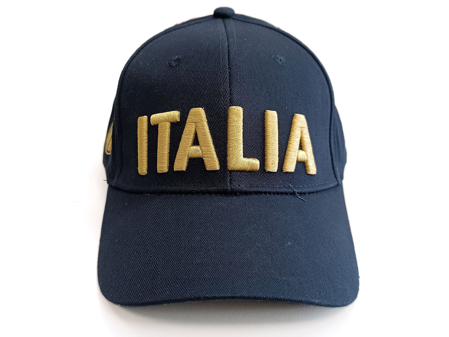 Cappello blu scuro con visiera Italia