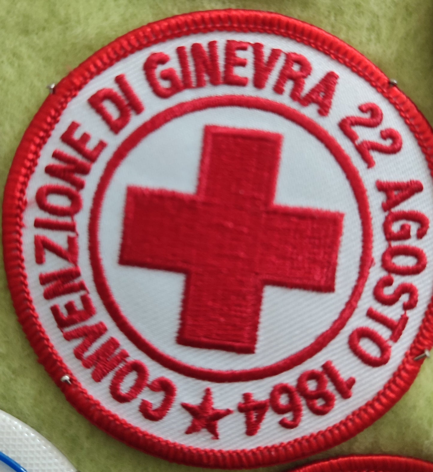 Toppa media Croce Rossa Italiana Convenzione di Ginevra