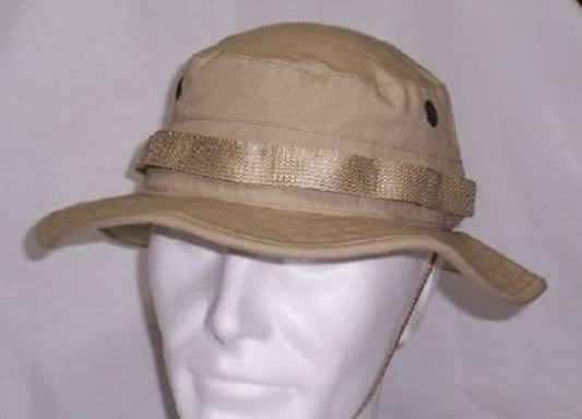 Boonie hat vari colori