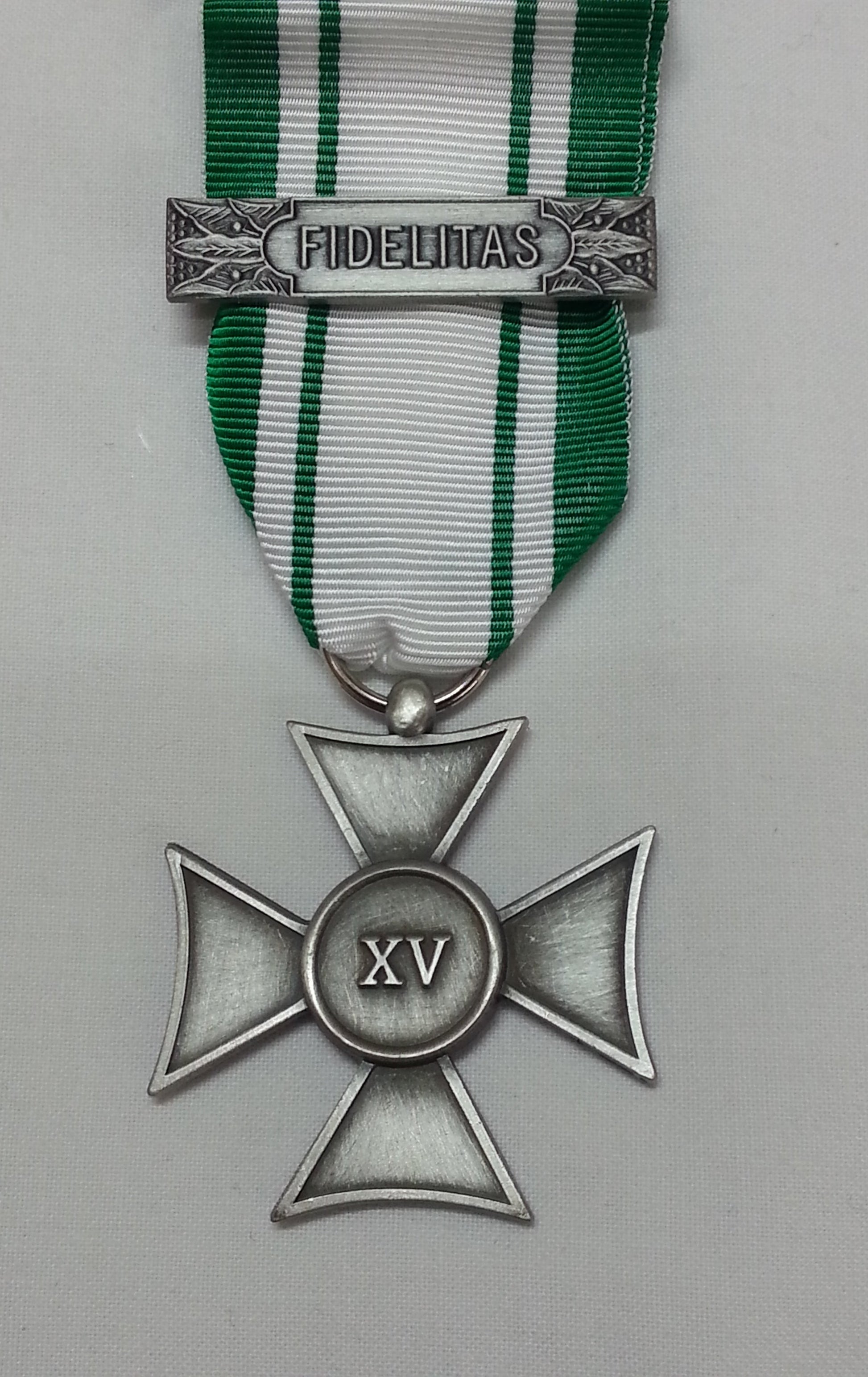 Kit completo croce Anzianità 15 anni Croce Rossa Italiana C.R.I. – Il ...